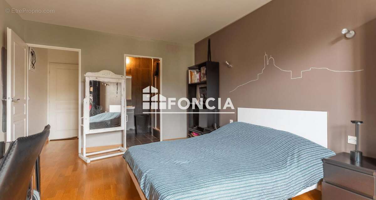 Appartement à DAMMARIE-LES-LYS