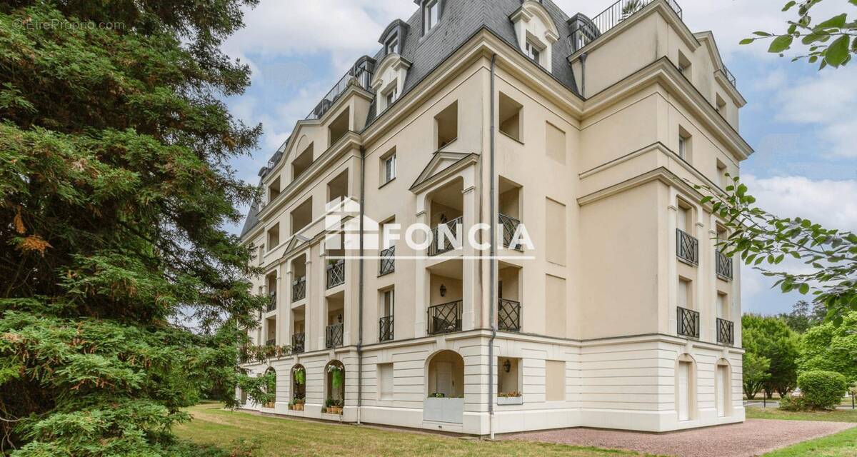 Appartement à DAMMARIE-LES-LYS