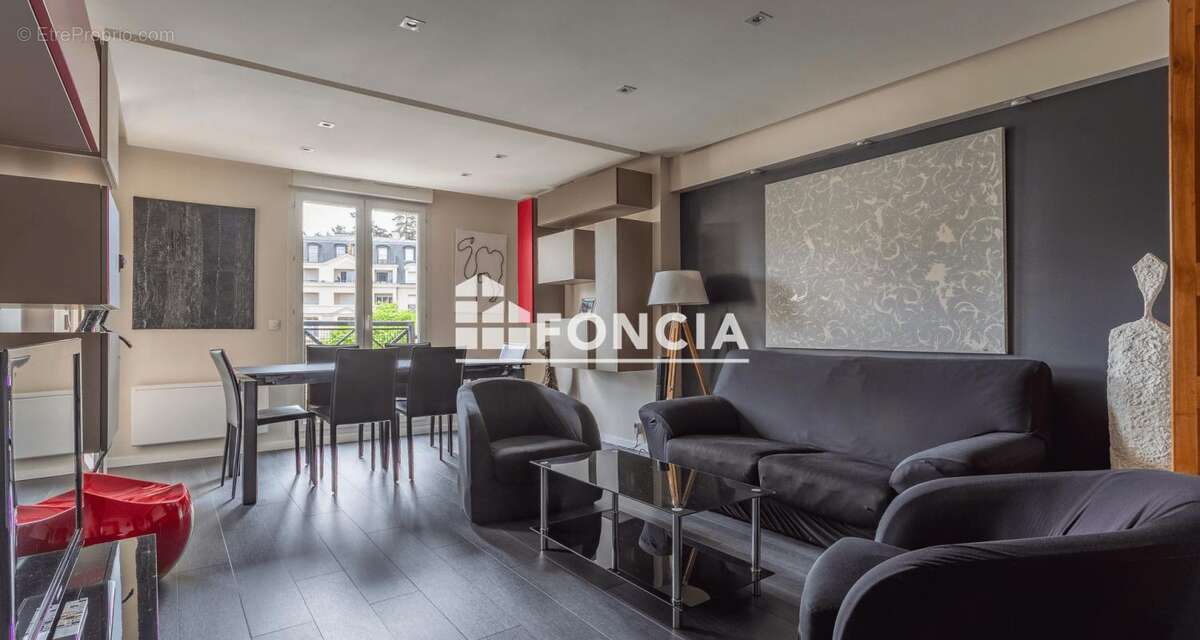 Appartement à DAMMARIE-LES-LYS