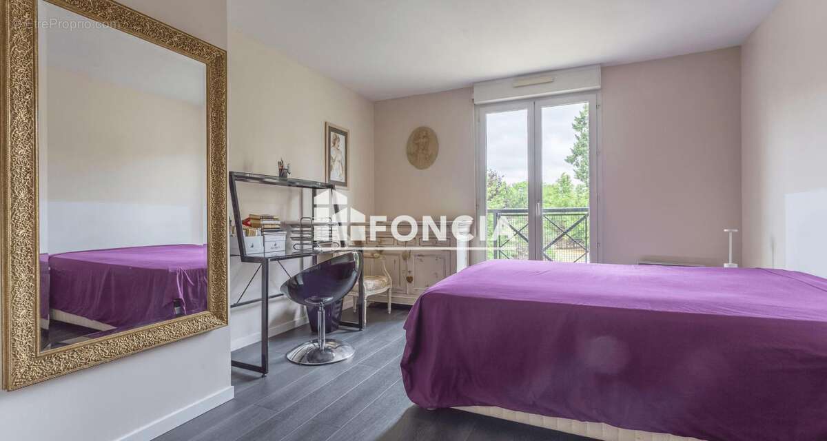 Appartement à DAMMARIE-LES-LYS