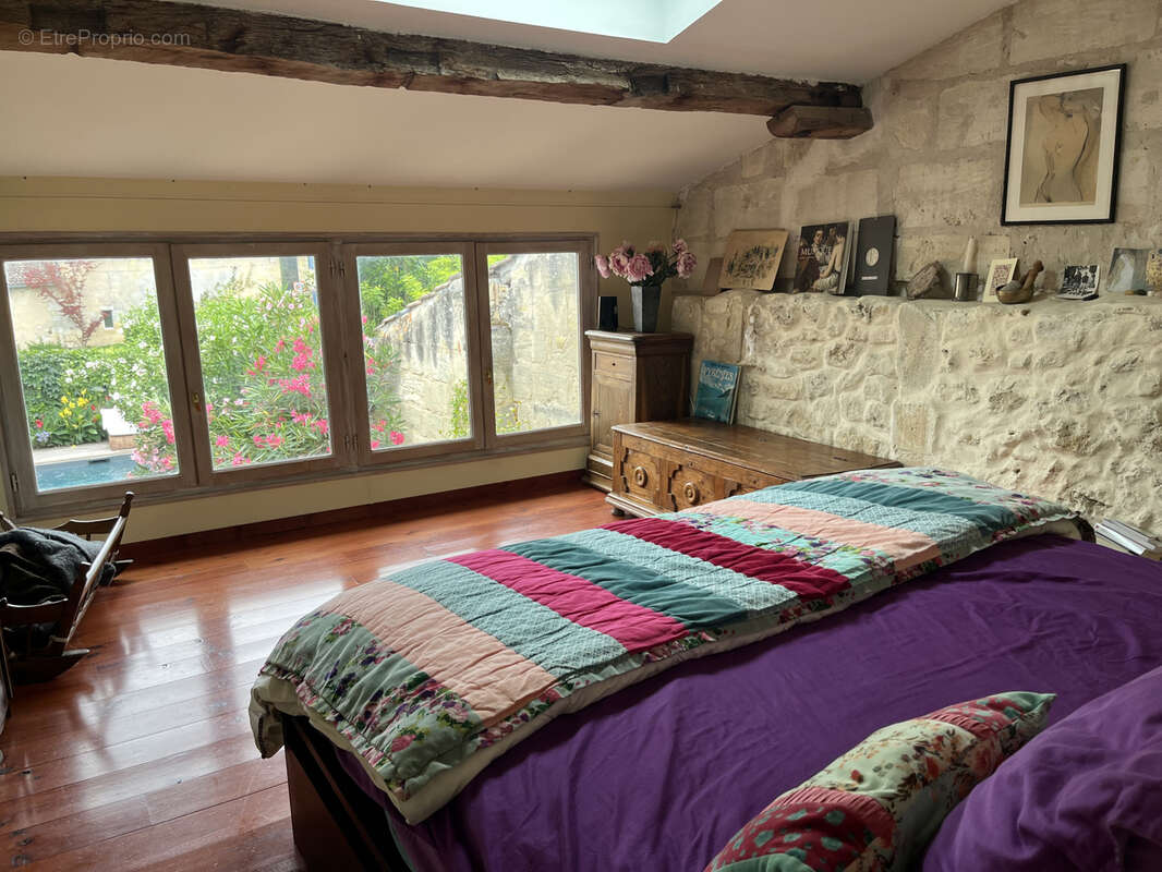 Maison à ISLE-SAINT-GEORGES