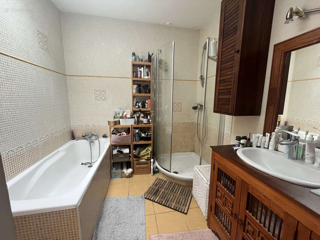 Maison à ISLE-SAINT-GEORGES