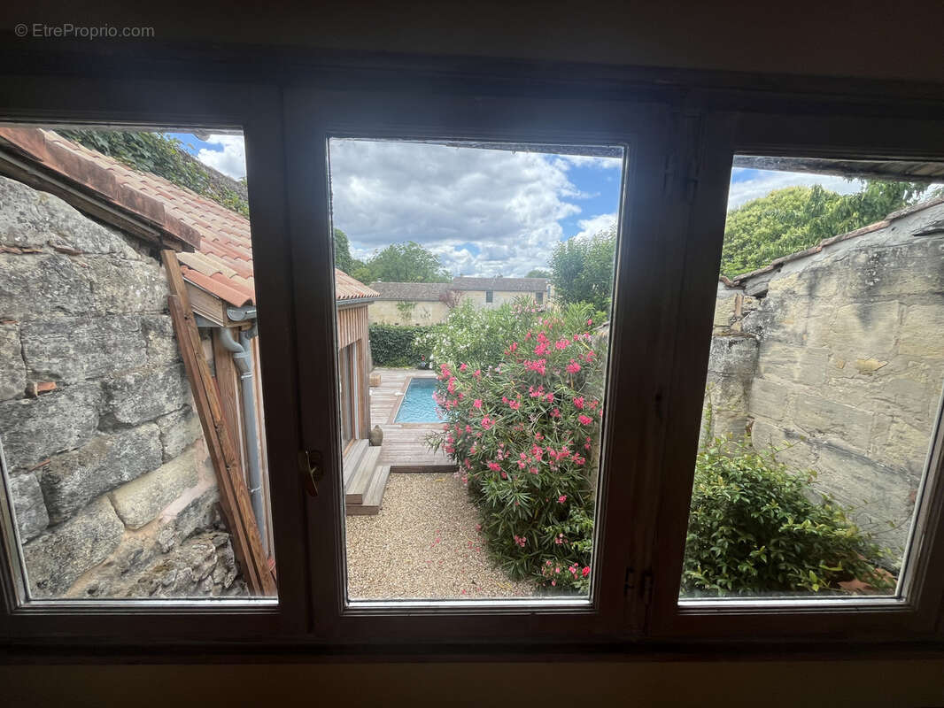 Maison à ISLE-SAINT-GEORGES