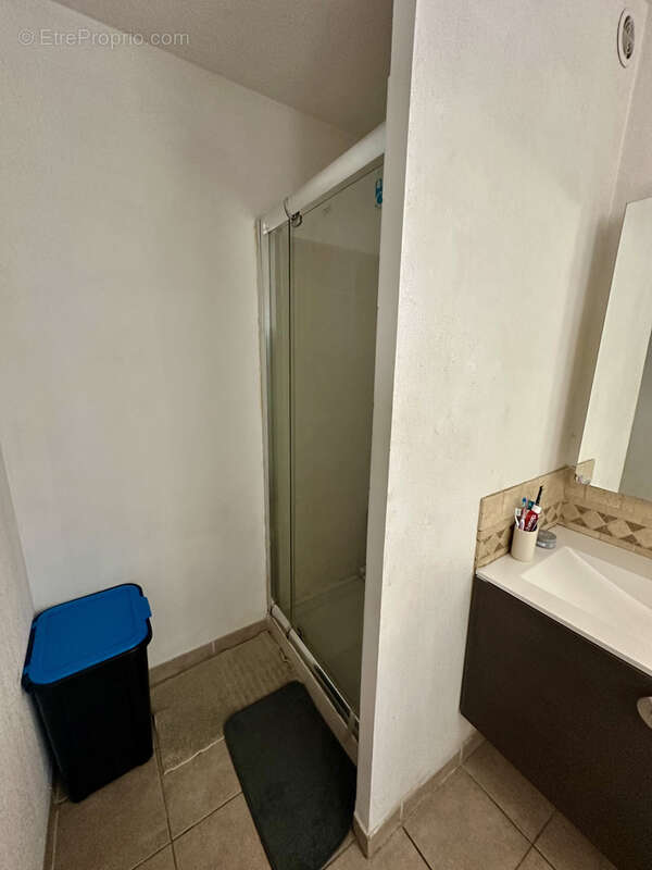 Appartement à MARSEILLE-3E