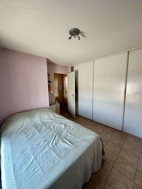 Appartement à MARSEILLE-3E