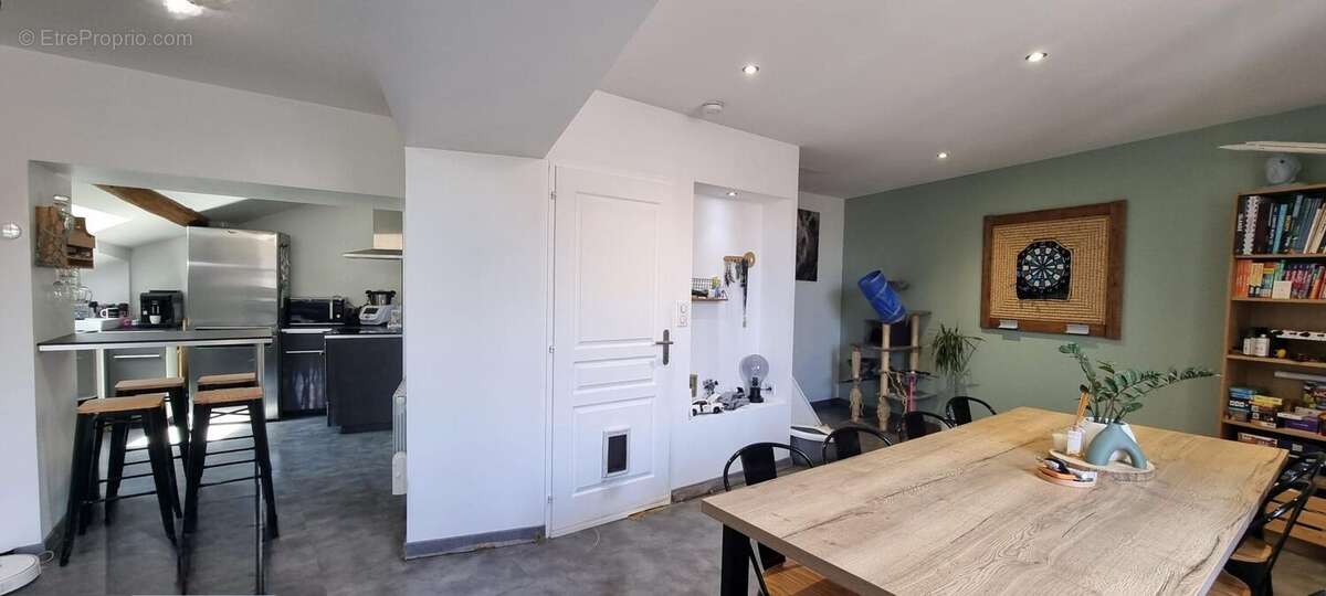 Appartement à BELLEGARDE-EN-FOREZ