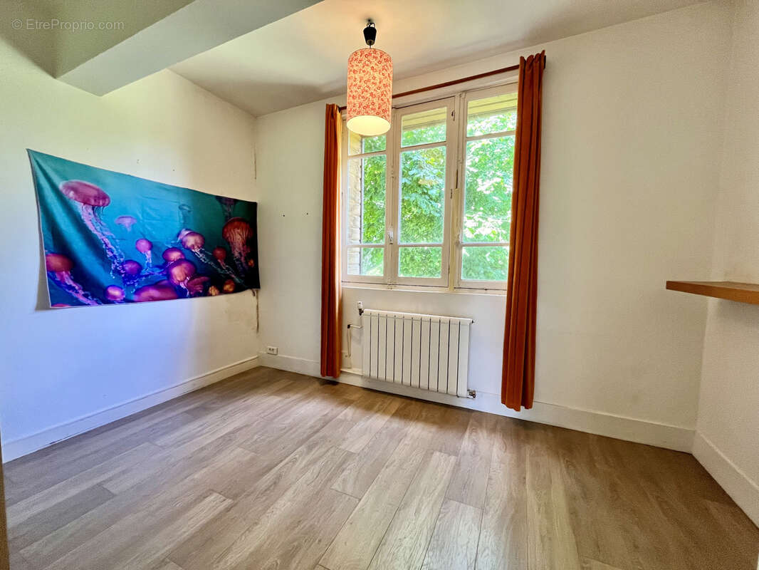 Maison à VAUX-SUR-SEINE