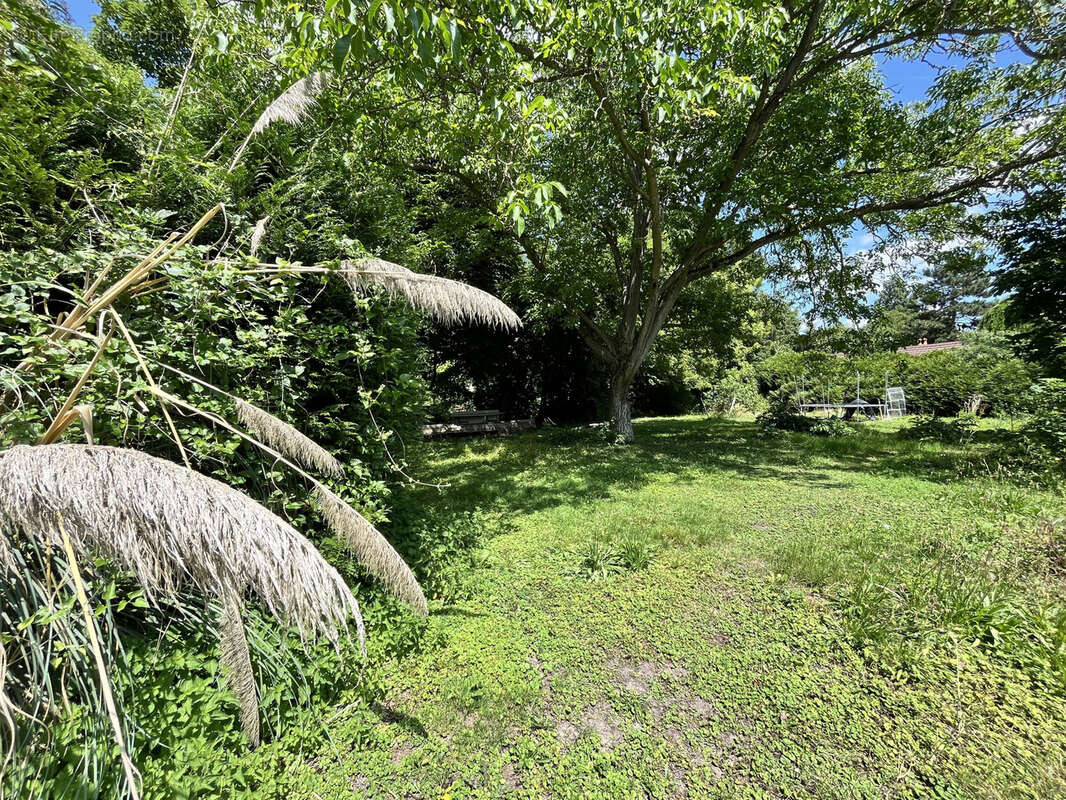 Maison à VAUX-SUR-SEINE