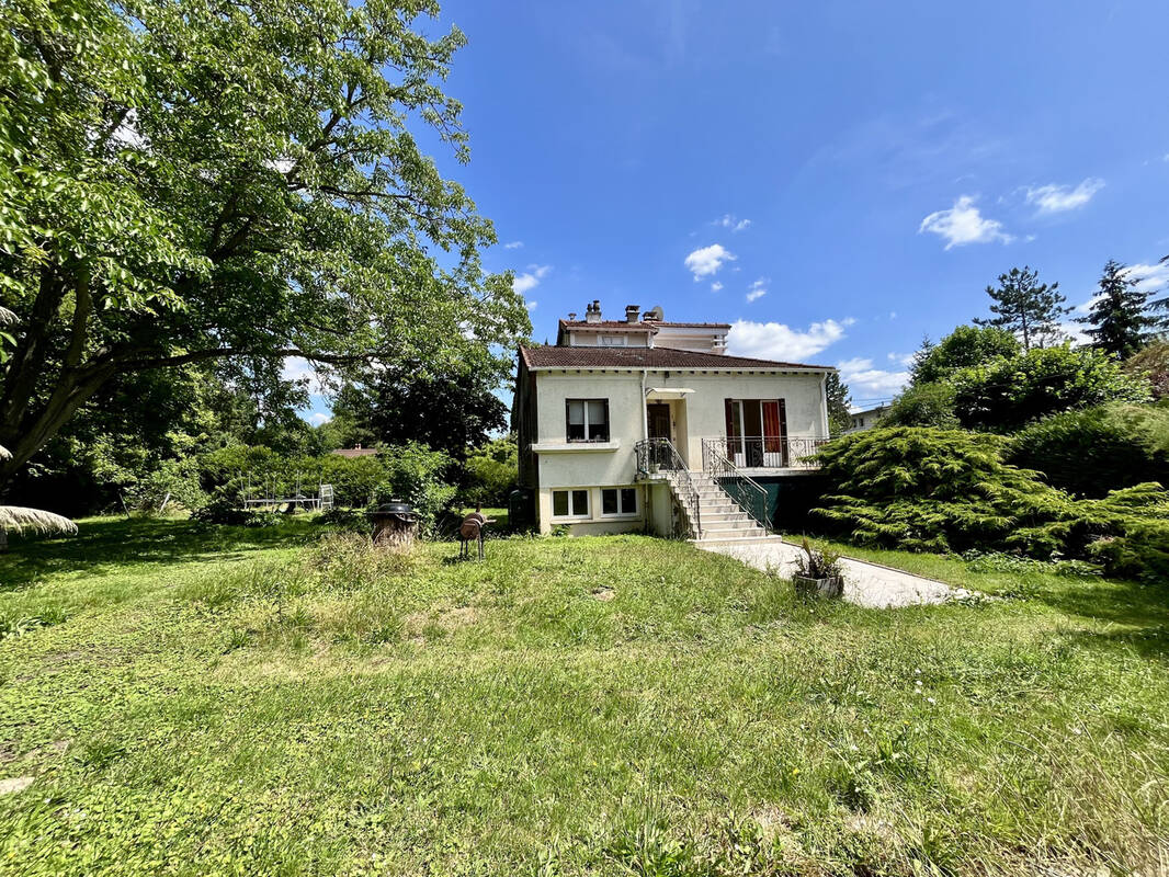Maison à VAUX-SUR-SEINE