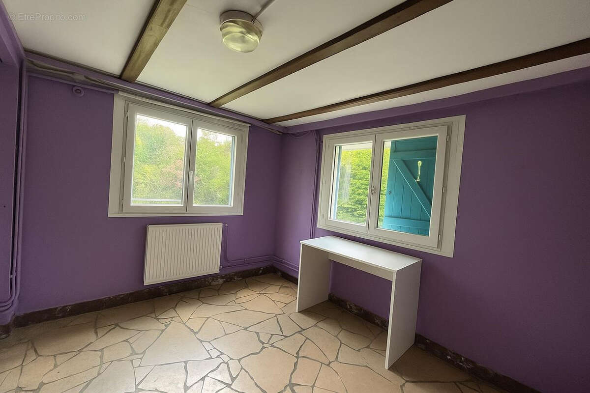 Maison à VAUX-SUR-SEINE