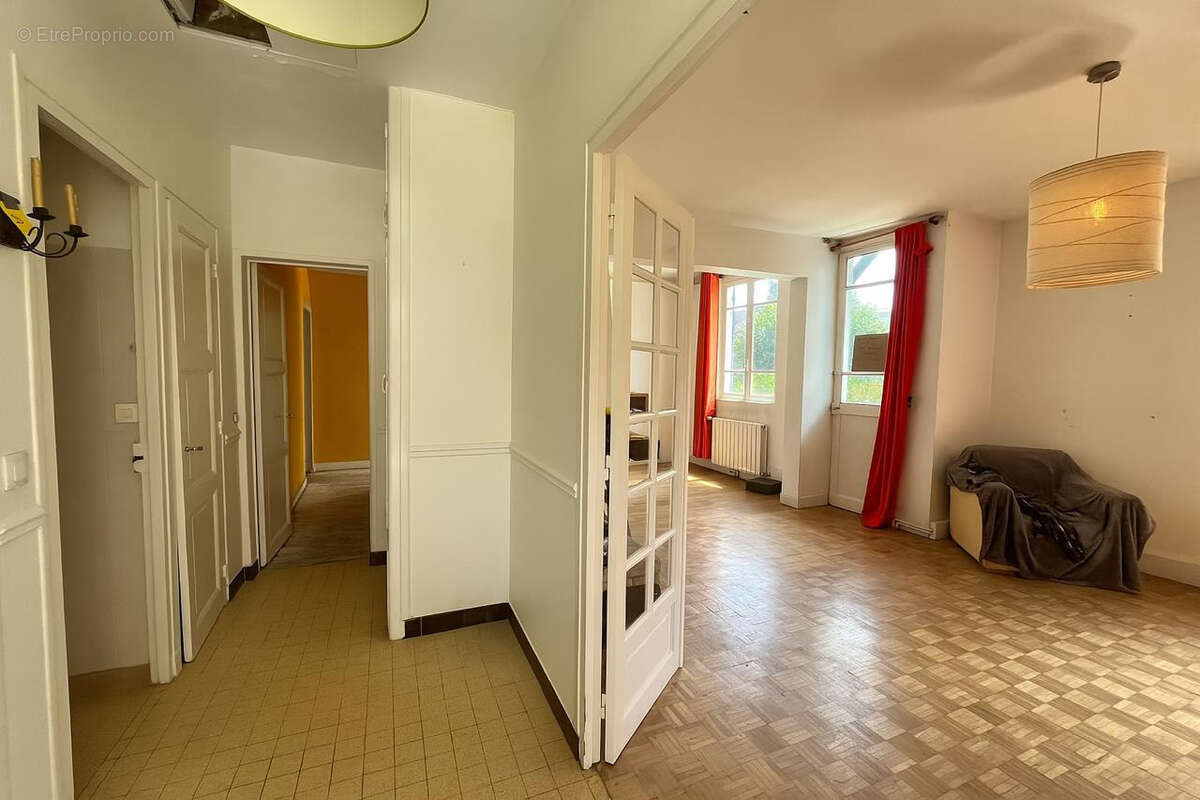 Maison à VAUX-SUR-SEINE