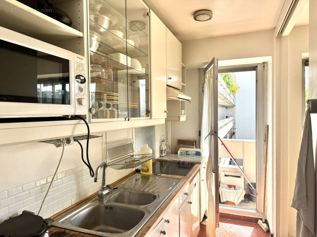 Appartement à PARIS-11E