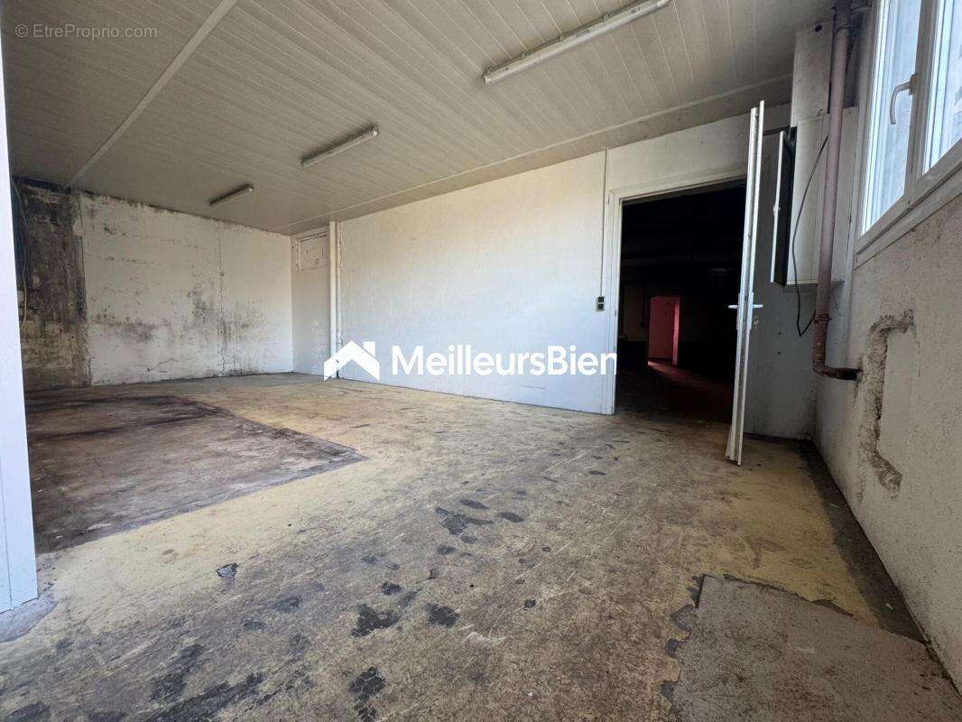 Appartement à VIEUX-CHARMONT