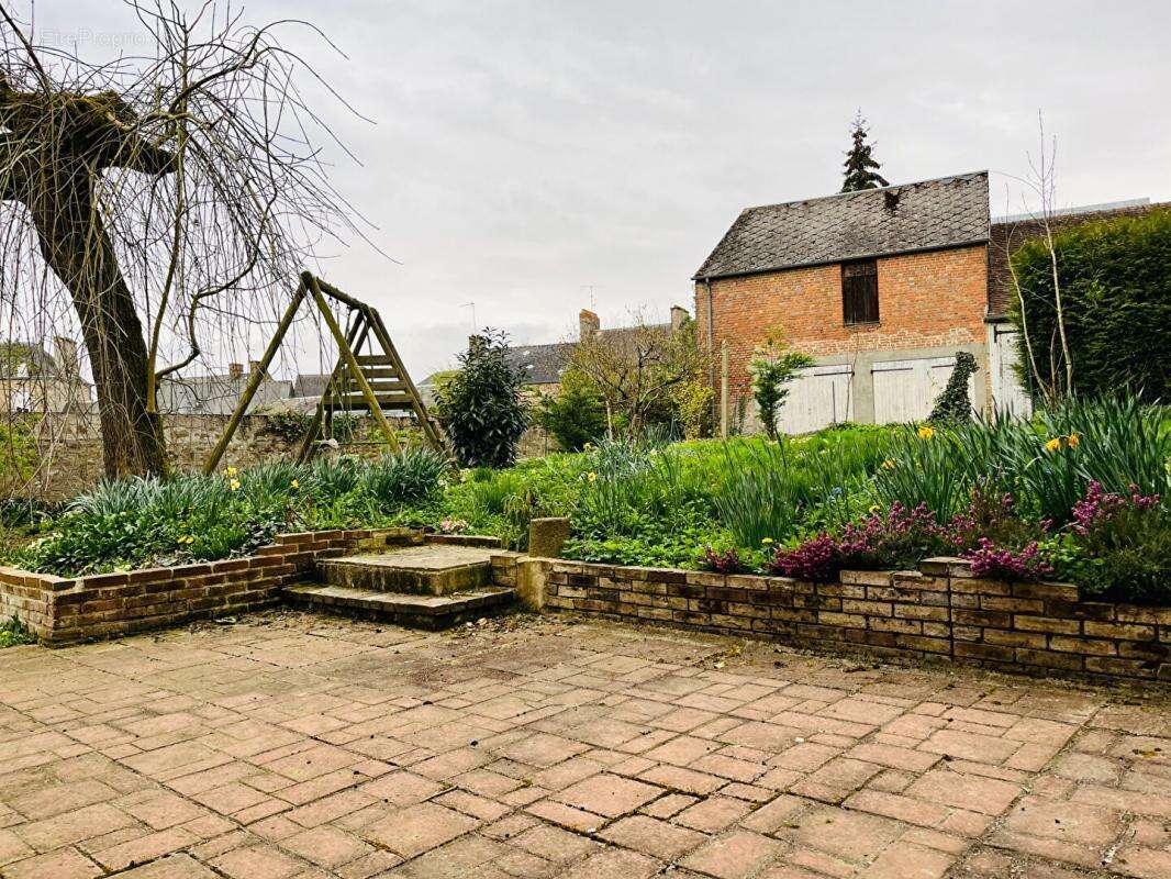 Maison à LA FERTE-MACE