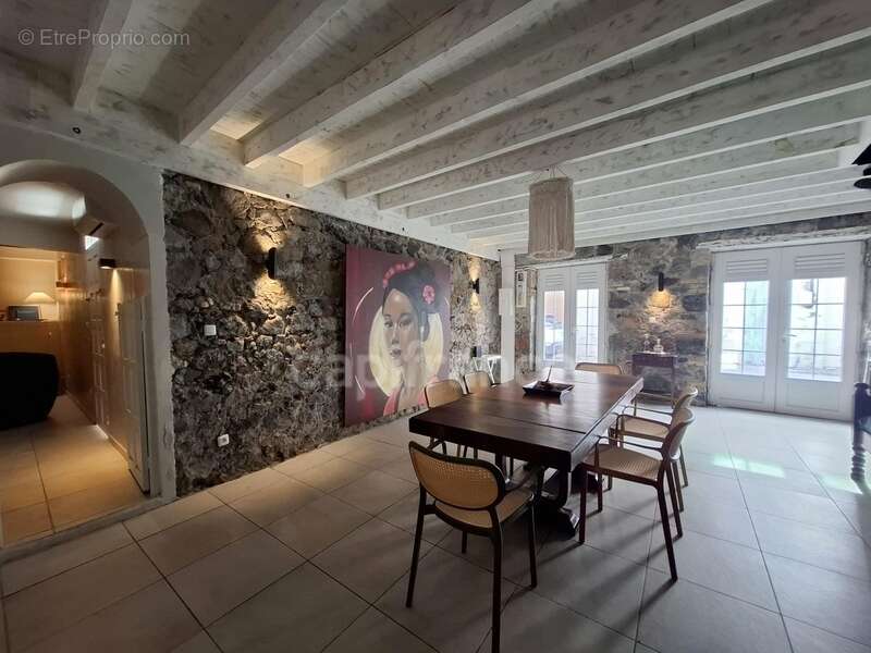 Maison à SAINT-PIERRE