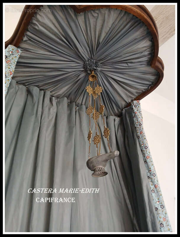 Maison à CASTERA-VERDUZAN