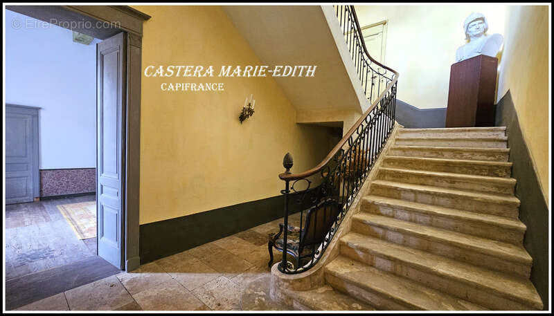 Maison à CASTERA-VERDUZAN