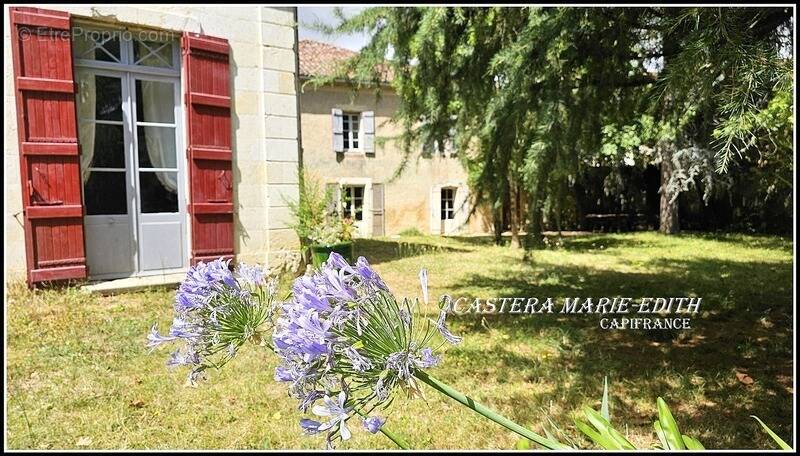 Maison à CASTERA-VERDUZAN