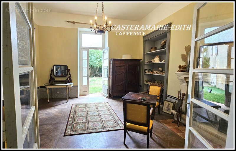 Maison à CASTERA-VERDUZAN