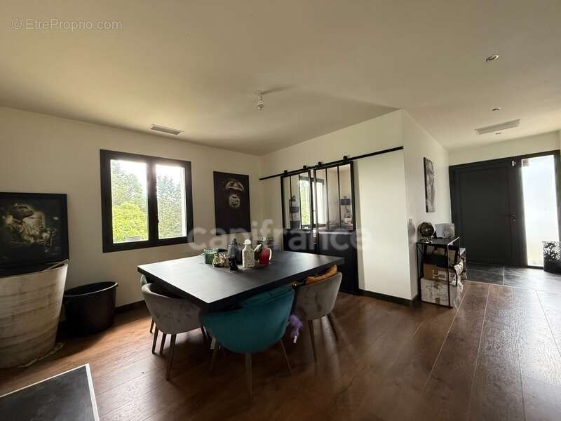 Maison à BOISSET-ET-GAUJAC