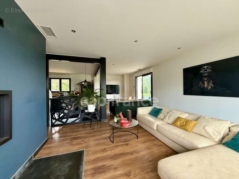 Maison à BOISSET-ET-GAUJAC