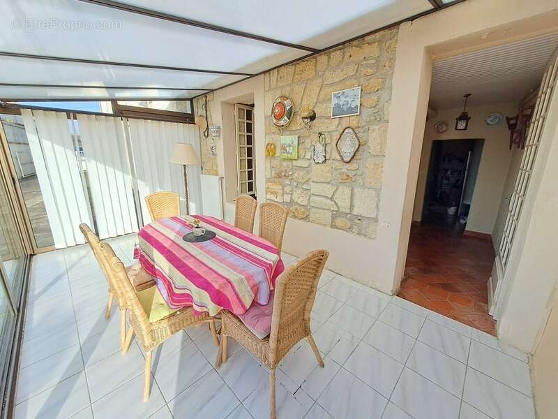 Maison à AUBIE-ET-ESPESSAS