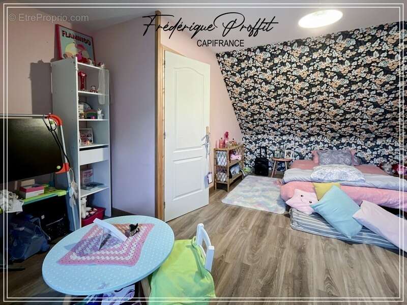 Maison à THURY-SOUS-CLERMONT