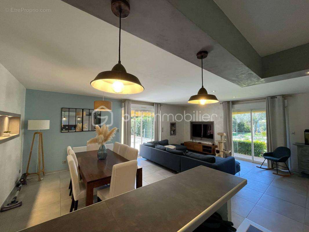 Maison à BOISSET-ET-GAUJAC