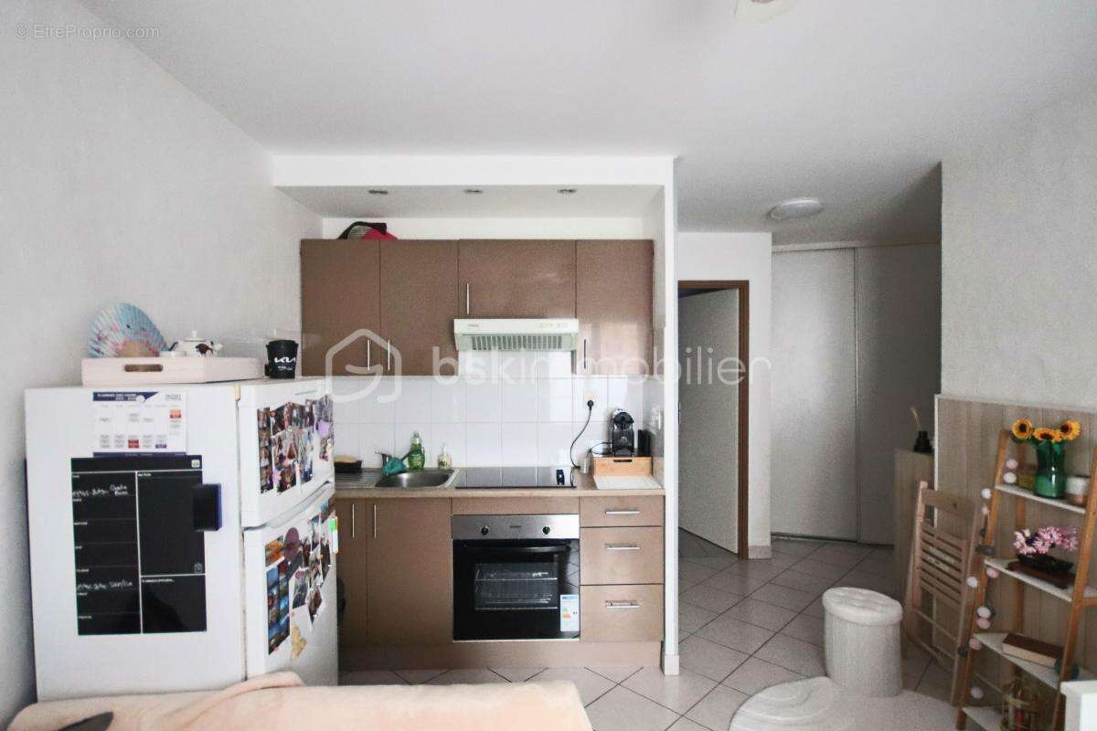 Appartement à COMBS-LA-VILLE