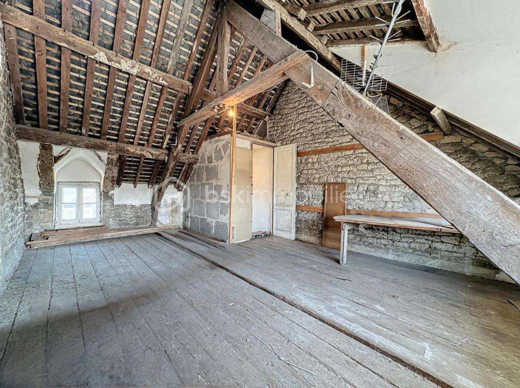 Maison à SAINT-PIERRE-EGLISE