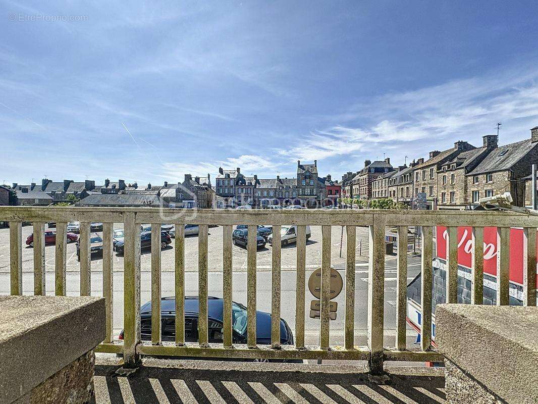 Maison à SAINT-PIERRE-EGLISE