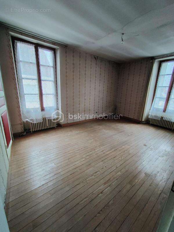 Maison à MORTAGNE-AU-PERCHE