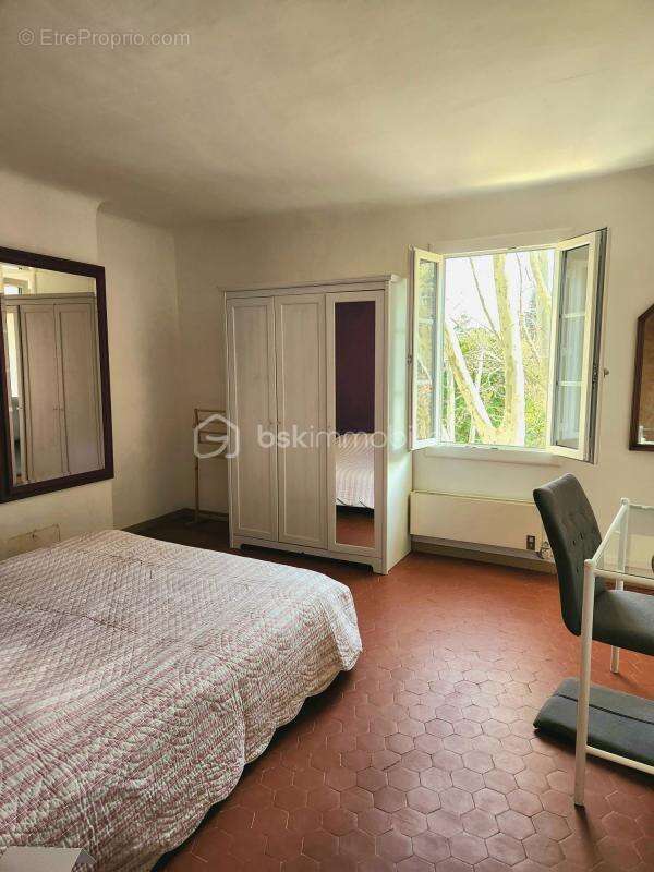 Maison à SOLLIES-TOUCAS