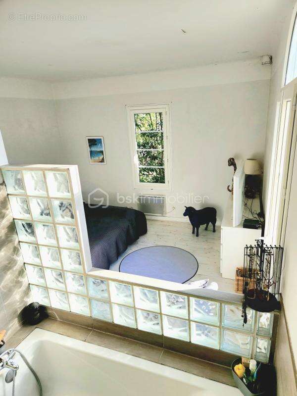 Maison à SOLLIES-TOUCAS