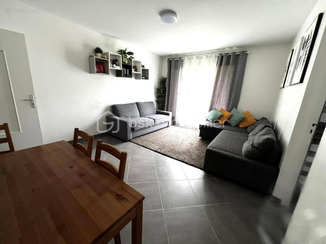 Appartement à CHAMPIGNY-SUR-MARNE