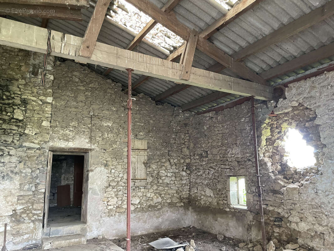 Maison à PESSAC-SUR-DORDOGNE