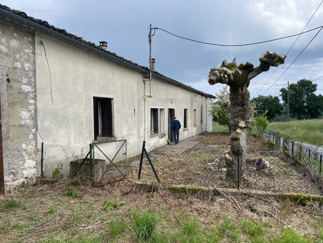 Maison à PESSAC-SUR-DORDOGNE