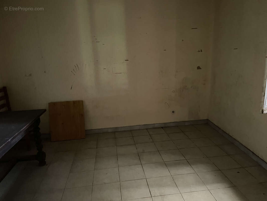 Maison à PESSAC-SUR-DORDOGNE