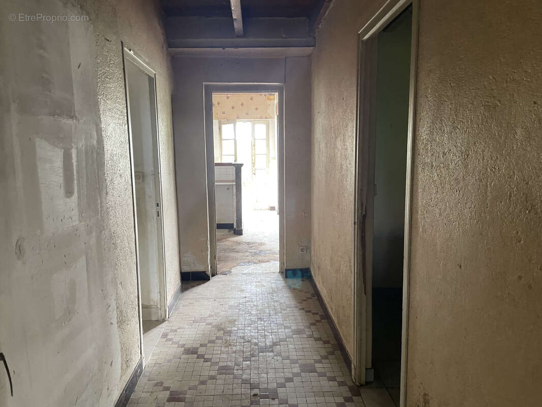 Maison à PESSAC-SUR-DORDOGNE