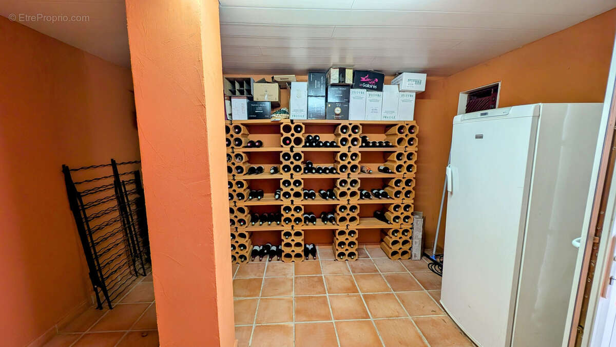 Maison à VILLELONGUE-DELS-MONTS