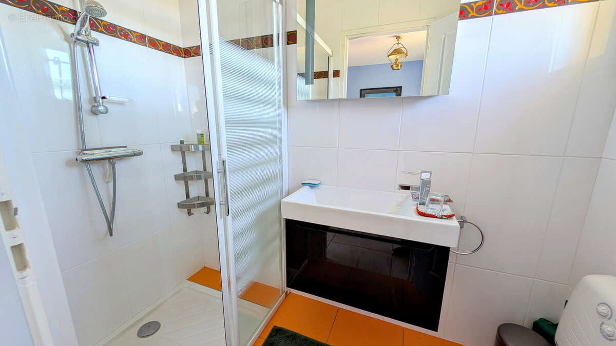 Maison à VILLELONGUE-DELS-MONTS