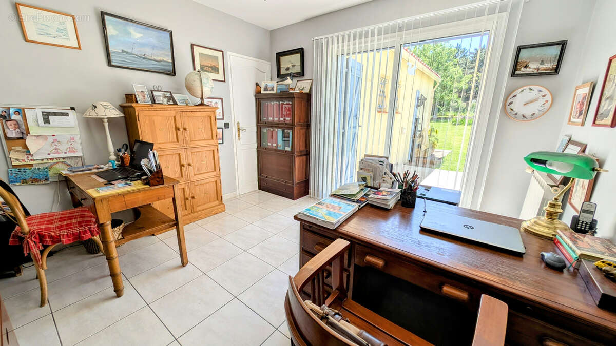 Maison à VILLELONGUE-DELS-MONTS