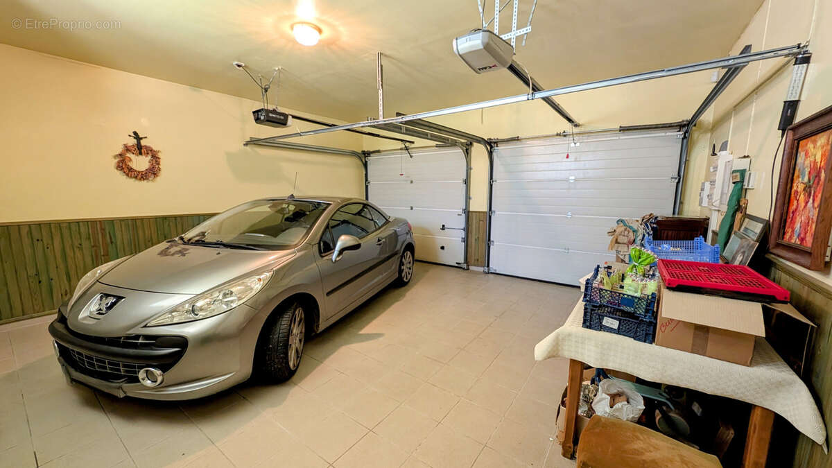 Maison à VILLELONGUE-DELS-MONTS