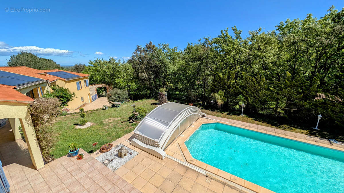 Maison à VILLELONGUE-DELS-MONTS