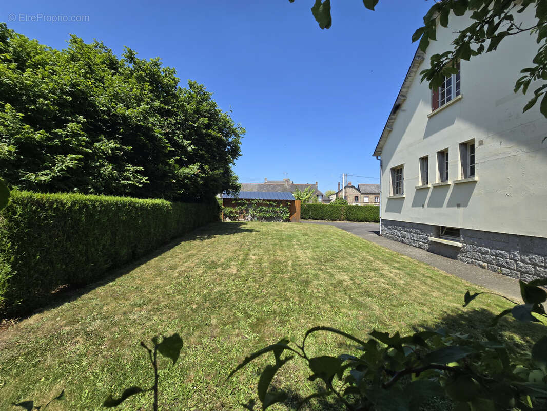 Maison à LA GUERCHE-DE-BRETAGNE