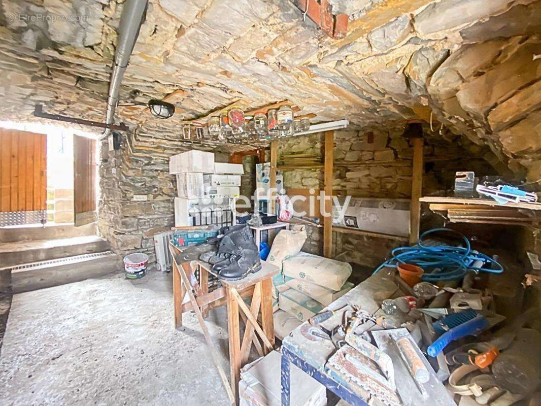 Maison à ROQUEFORT-SUR-SOULZON