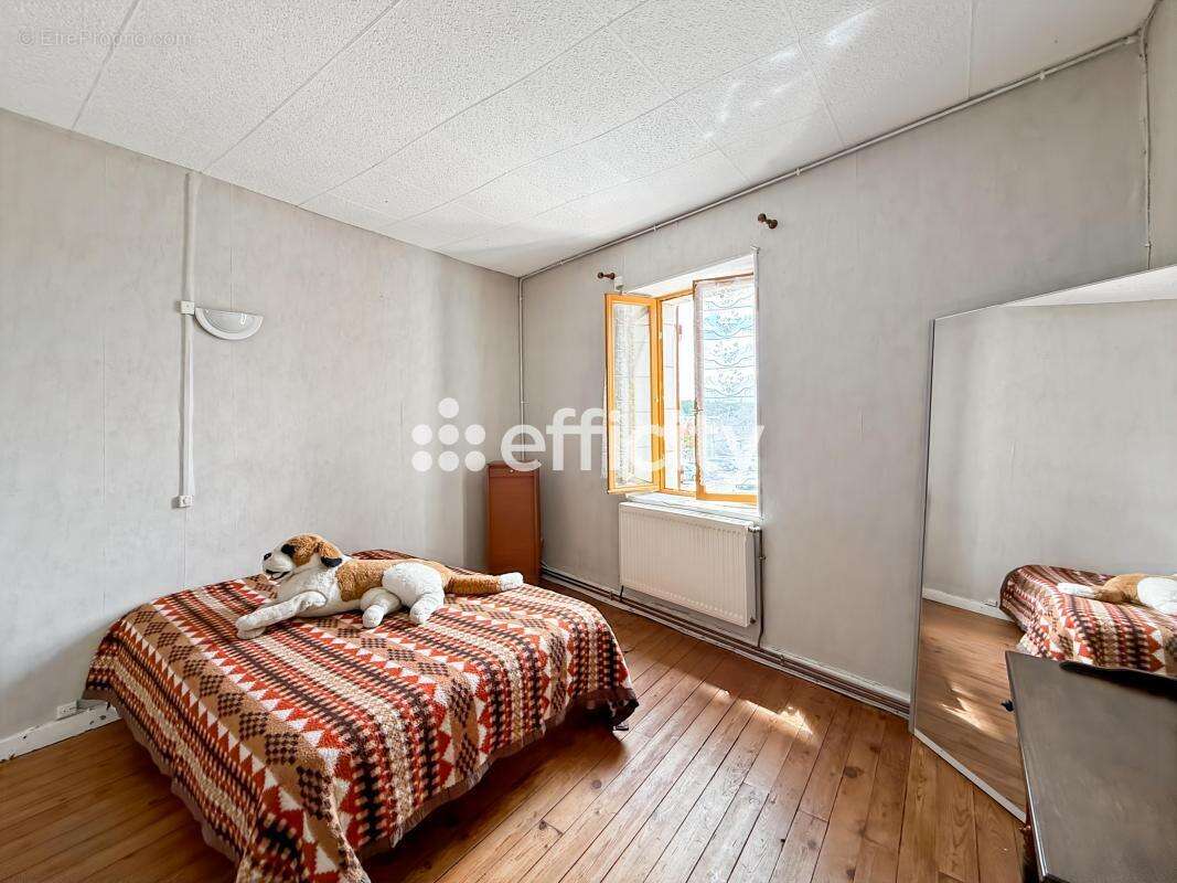 Maison à SAINT-HIPPOLYTE