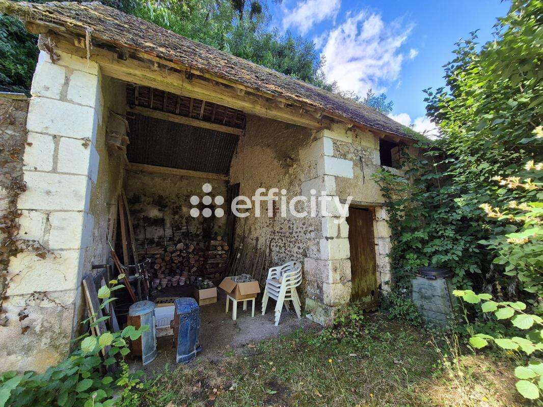Maison à CHAUMONT-SUR-LOIRE