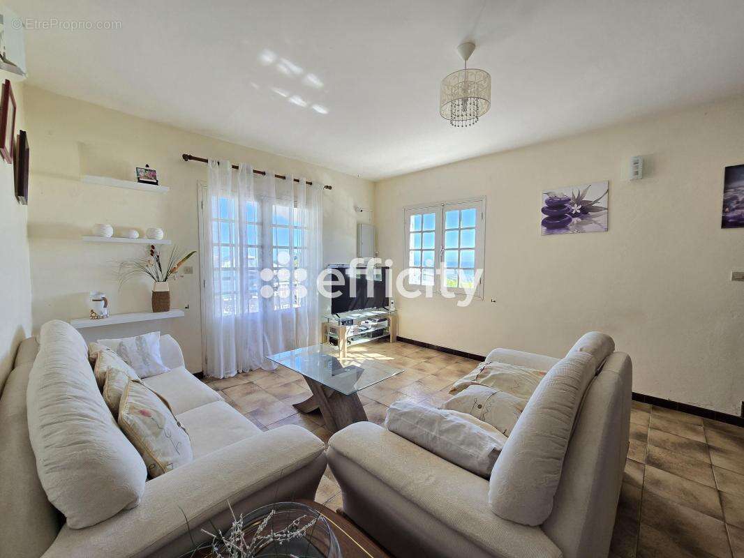 Maison à LA POSSESSION