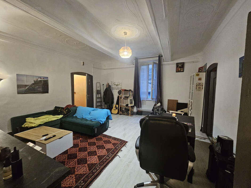 Appartement à LAMBESC
